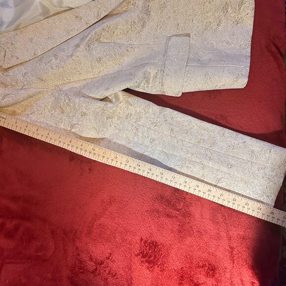 Beige & Gold Textured Blazer & Skirt Suit - Size 12 - Picture 14 of 16